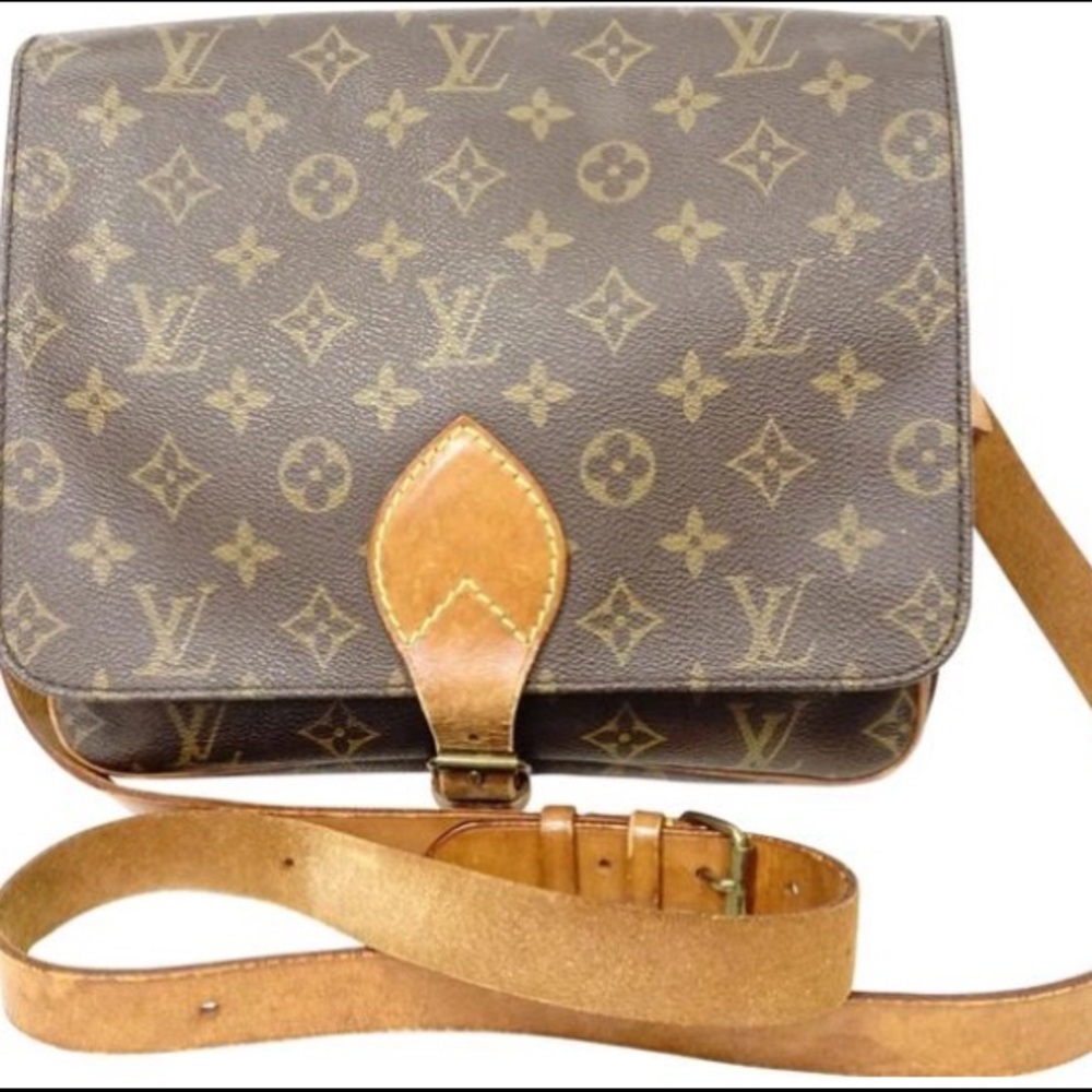 Louis Vuitton Cartouchiere